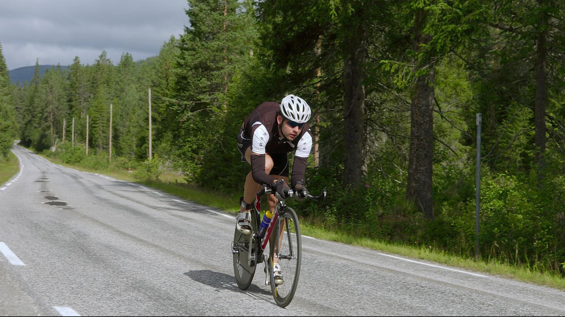 哈兰德连续三场比赛得分超过败北，C9不断突破！热度持续攀升