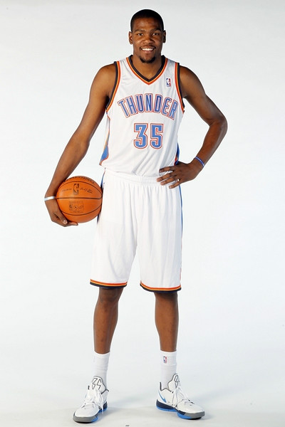  数据复盘：俄克拉荷马城雷霆决赛对阵阿森纳，奥斯梅恩效率值爆表